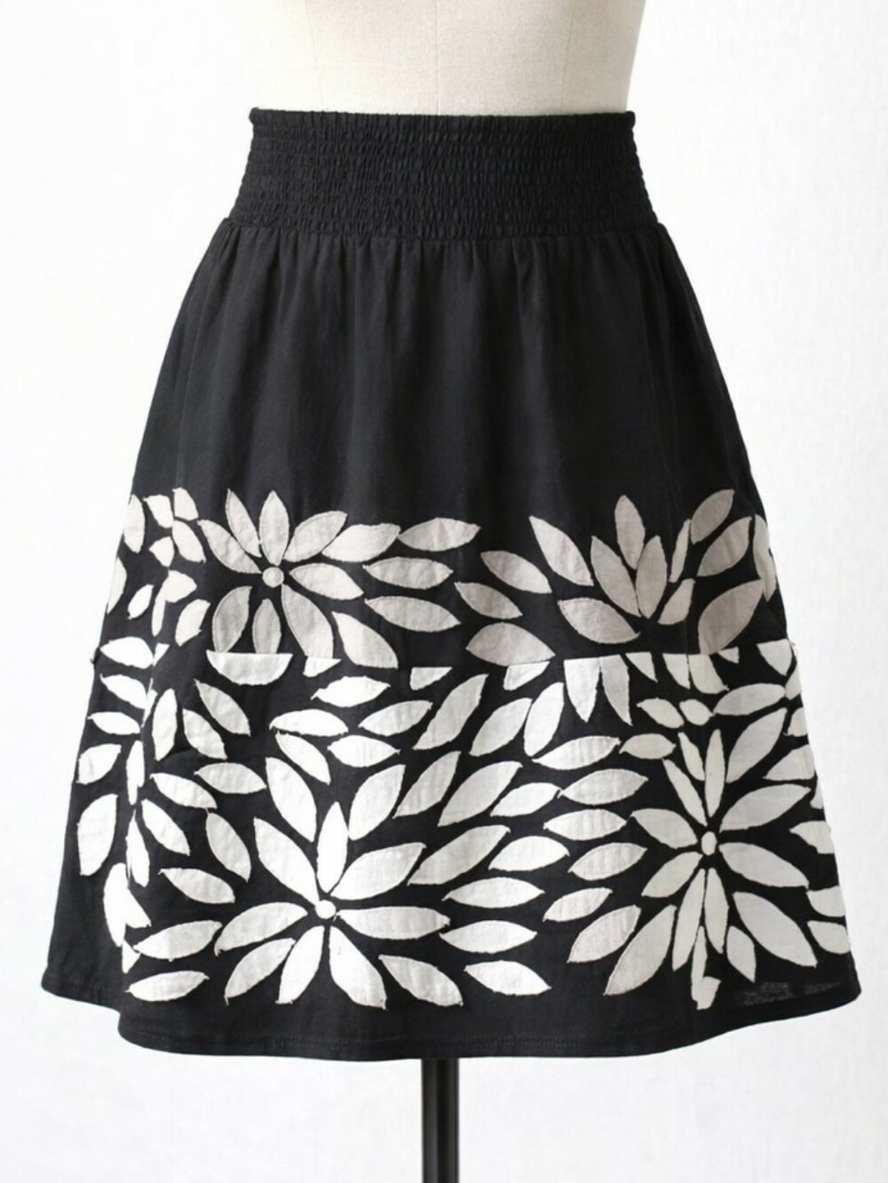 Vintage Black Cotton Skirt Patchwork Flower Appliqué Smocked Waist Boho • LARGE